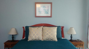  Waikiki Whale Watcher Apts 504  Гонолулу